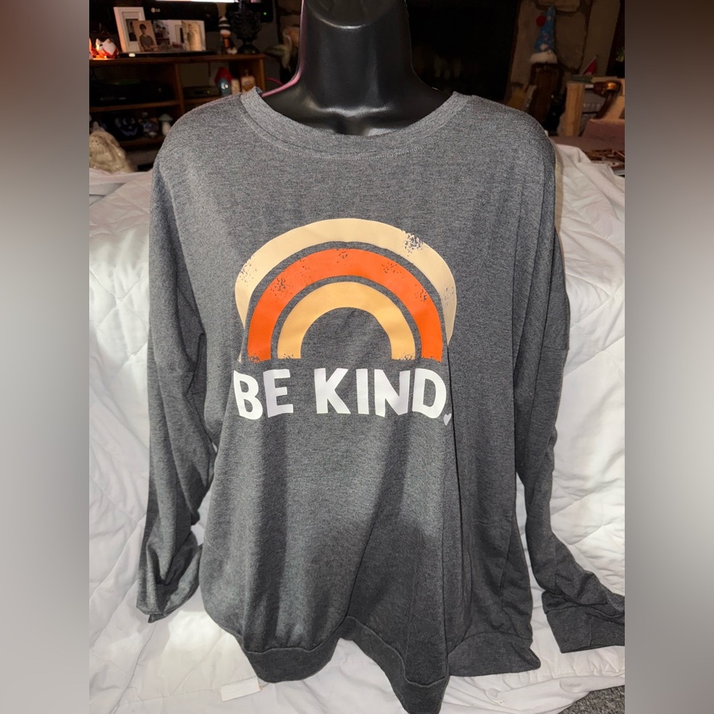 Fuyxxmer Be Kind Sweatshirt Rainbow Graphic Long Sleeve with Pockets